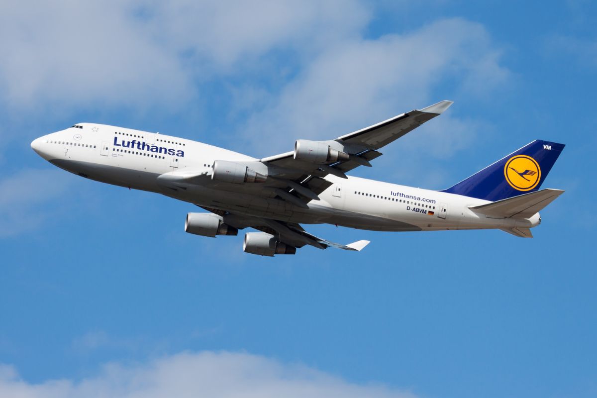Lufthansa airline it system failure